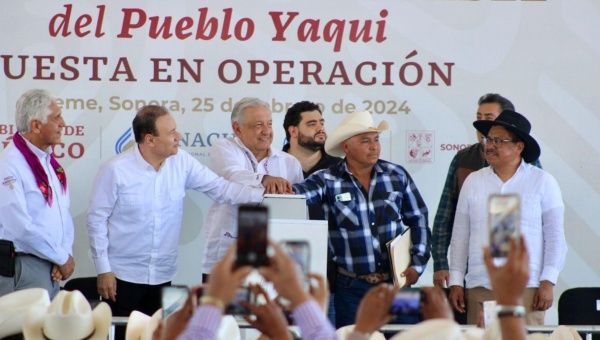 Mexico: Pres Abrador inaugurates work of aqueduct to Yaqui people