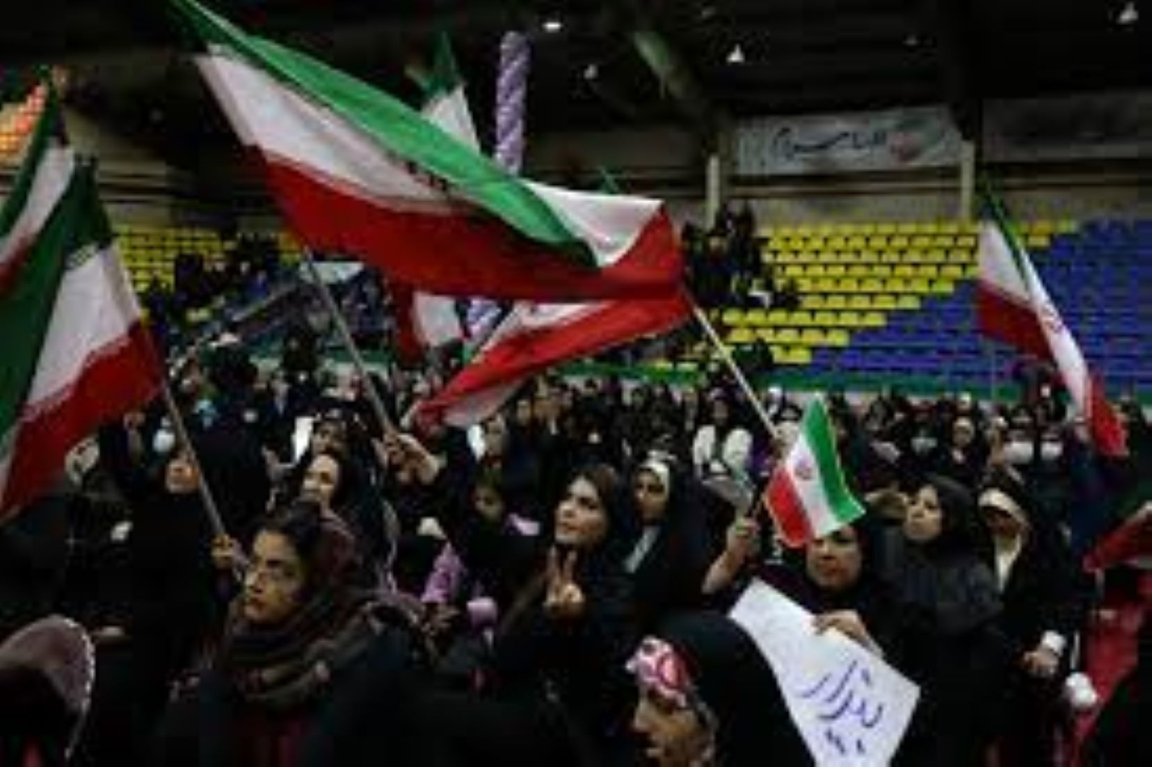 Over 15,000 To Run For Parliament Seats In Iran