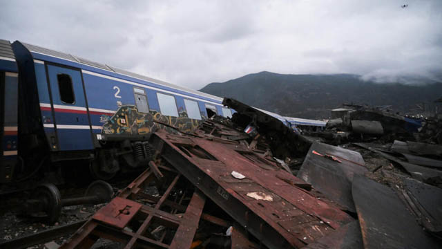 Strikes to mark one year since Greece’s worst train crash