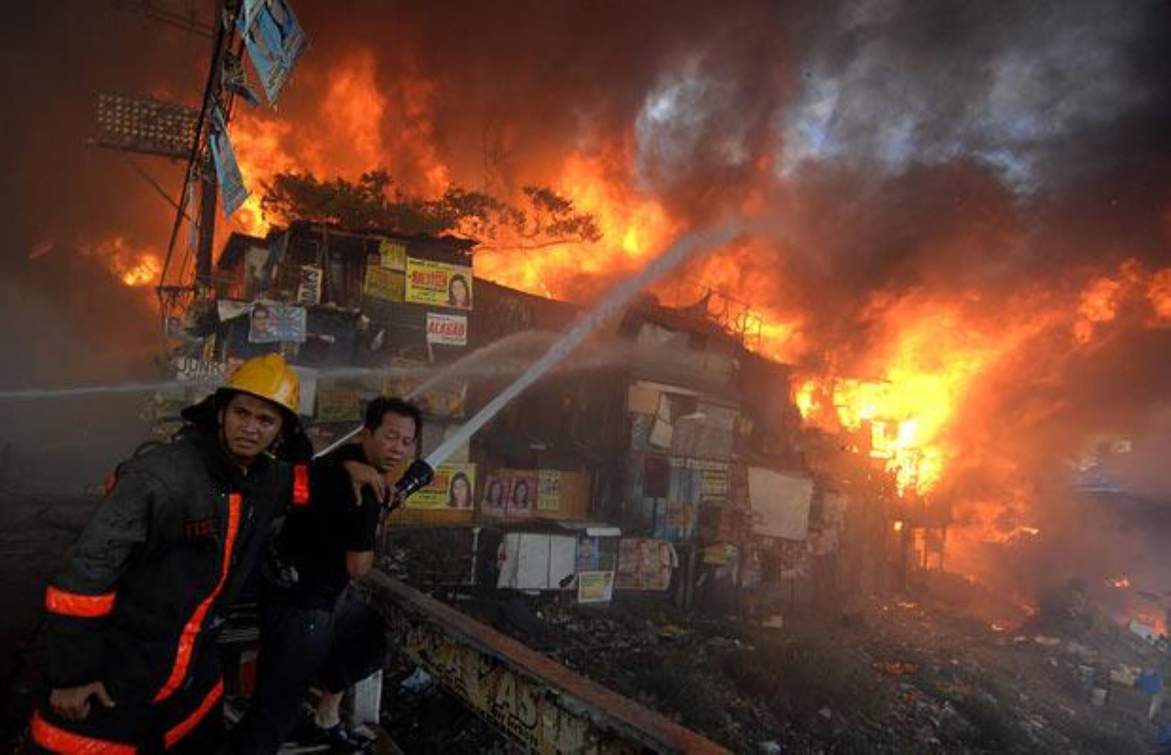 Two Dead In Residential Fire In Philippine Capital