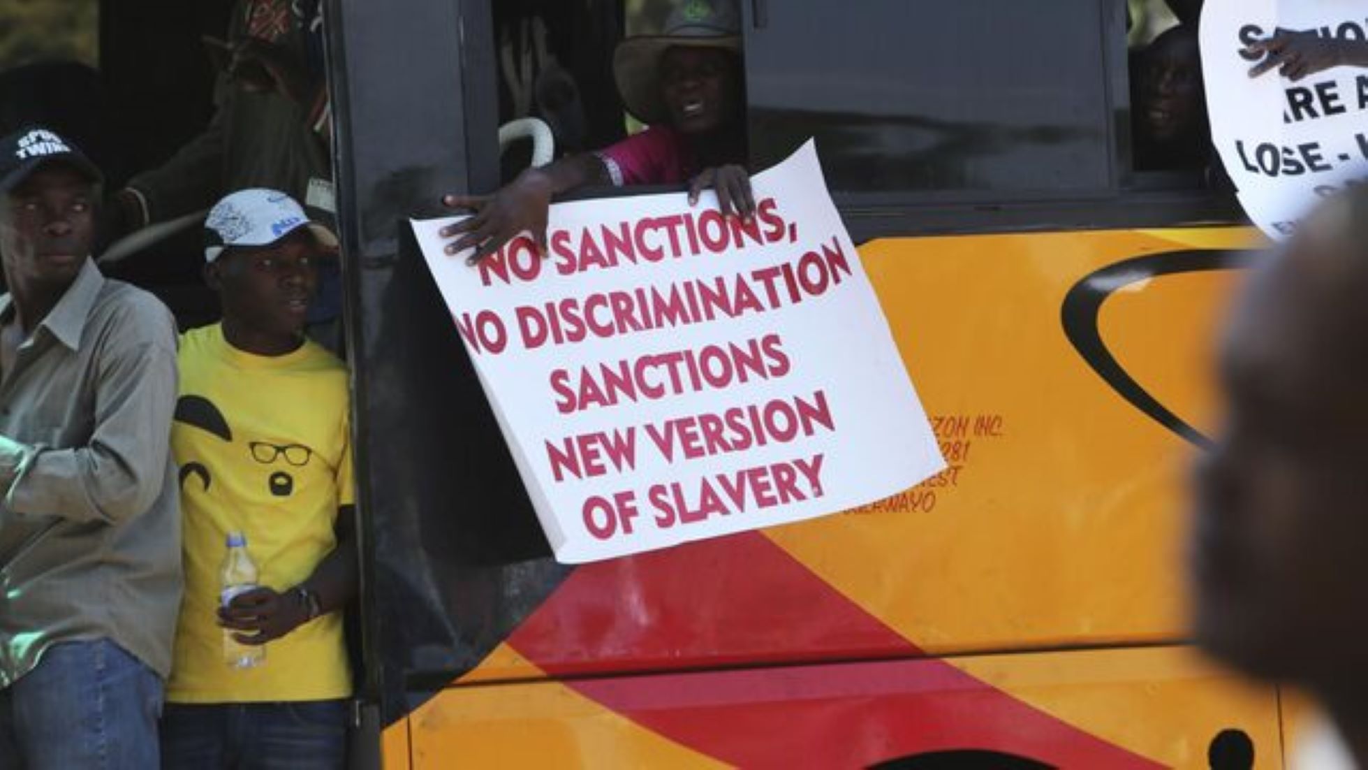 Namibia Calls For Immediate Lifting Of U.S. Sanctions On Zimbabwe