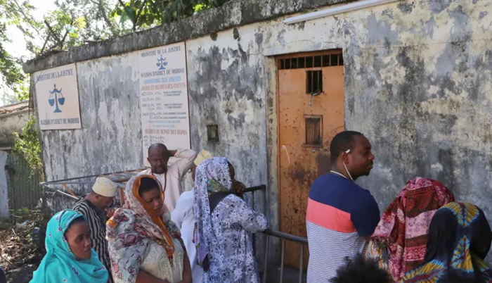 Comoros jailbreak: Dozens of prisoners “walk out” of prison