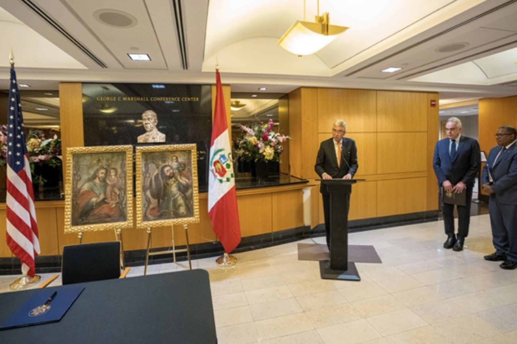 US: FBI delivers two viceregal paintings for return to Peru