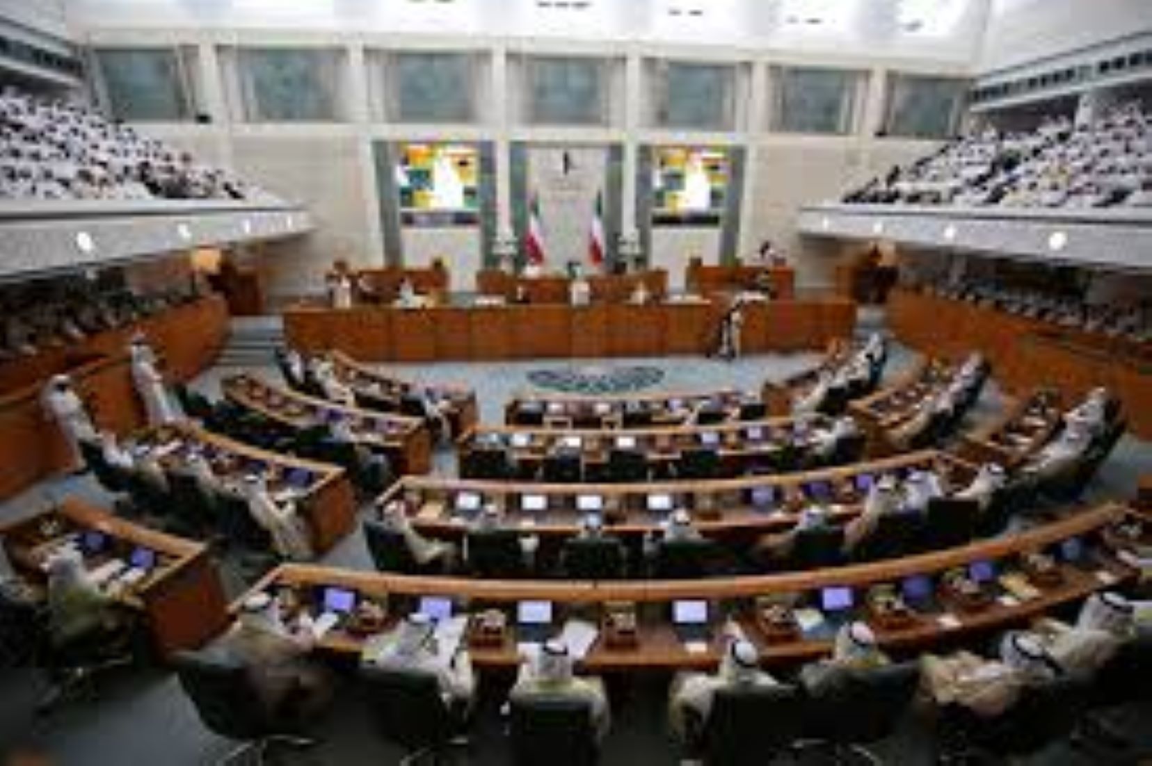 Kuwaiti Emir Dissolved National Assembly