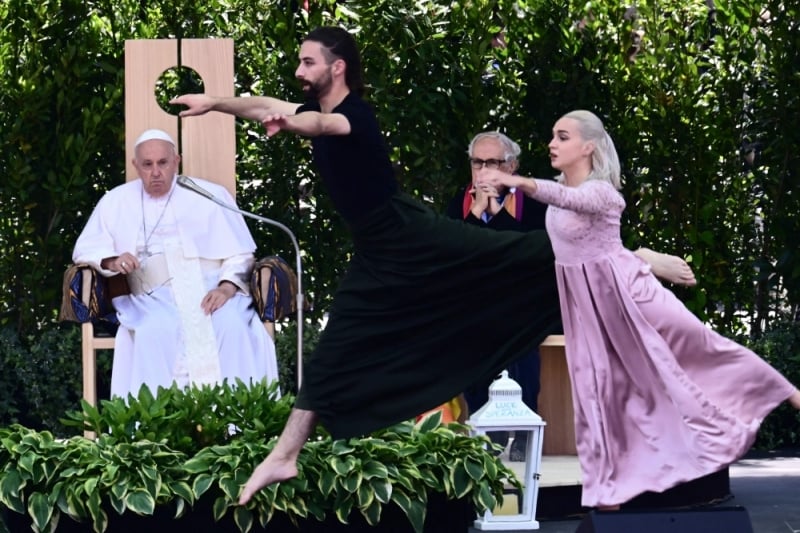 Italy: Pope leads forum for peace in Verona