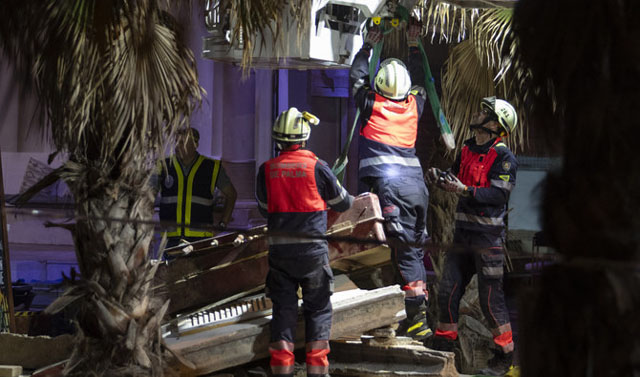 Spain: Four dead, 21 injured in restaurant roof collapse