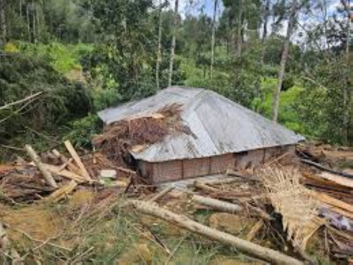 More Than 300 People Buried In Papua New Guinea Landslide