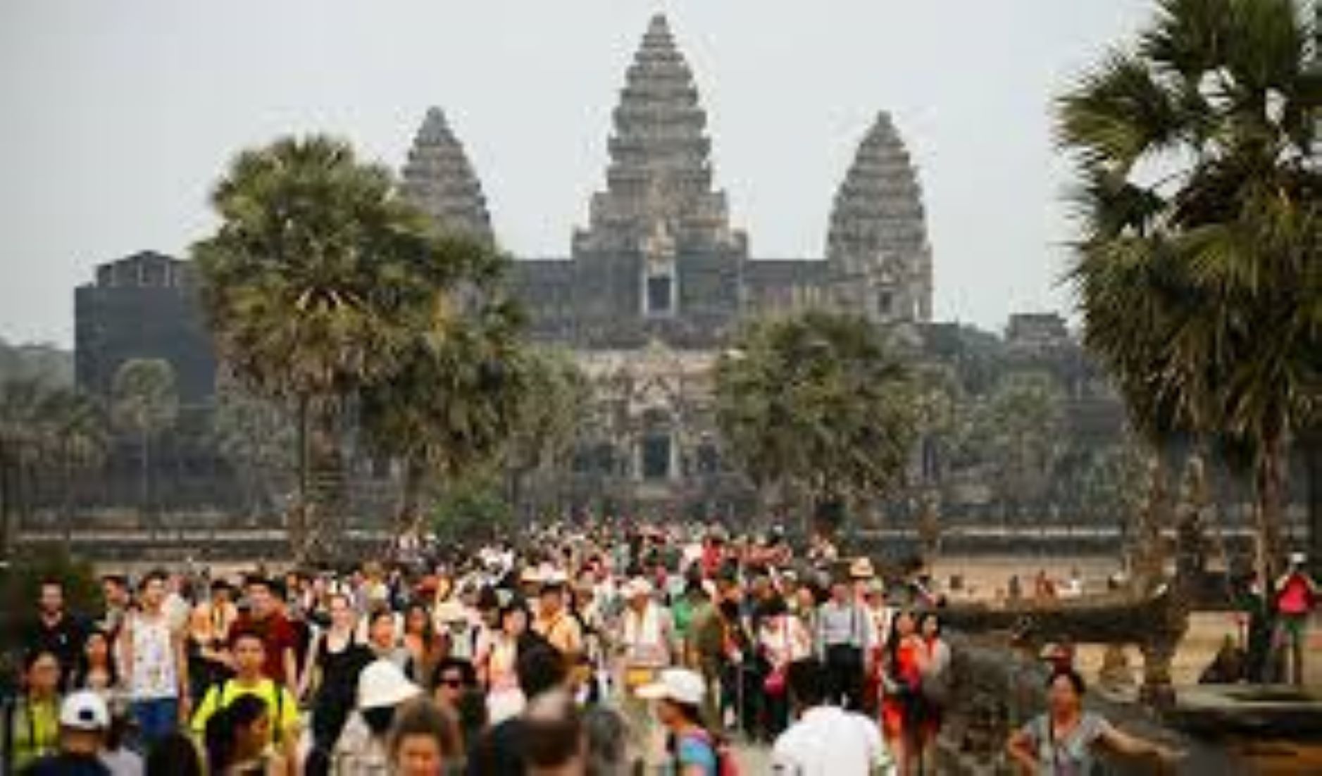 Cambodia’s Famed Angkor Sees 37 Percent Rise In Int’l Tourists In First Five Months