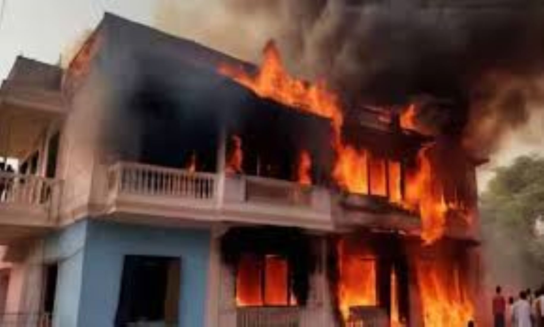Four Of Family Died In Delhi House Fire