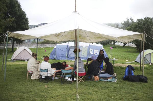 German climate activists end lengthy hunger strike