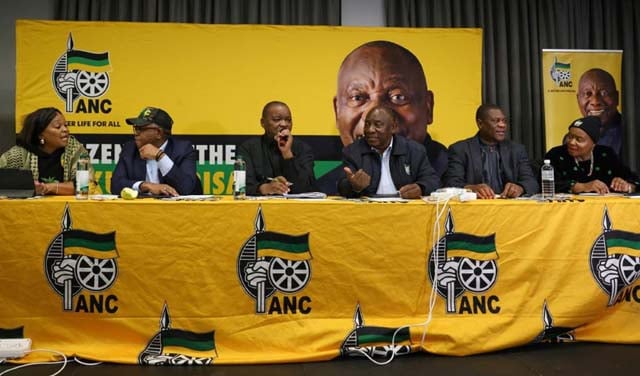 South Africa: Parliament meets to re-elect weakened ANC president