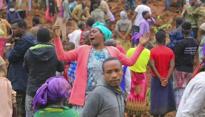 Ethiopia: Landslide rescuers pull 229 bodies from mud