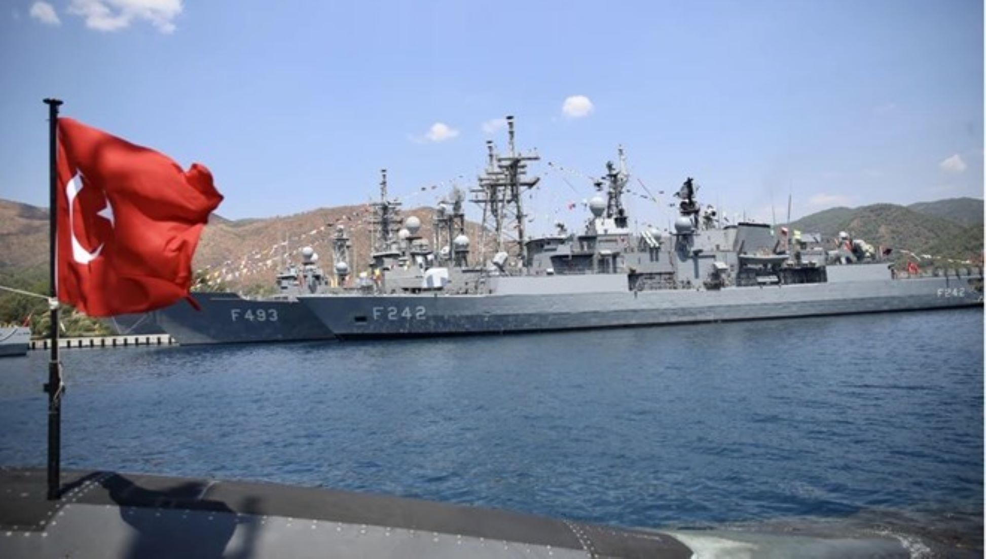 Turkish Parliament Approves Motion For Sending Navy To Somalia