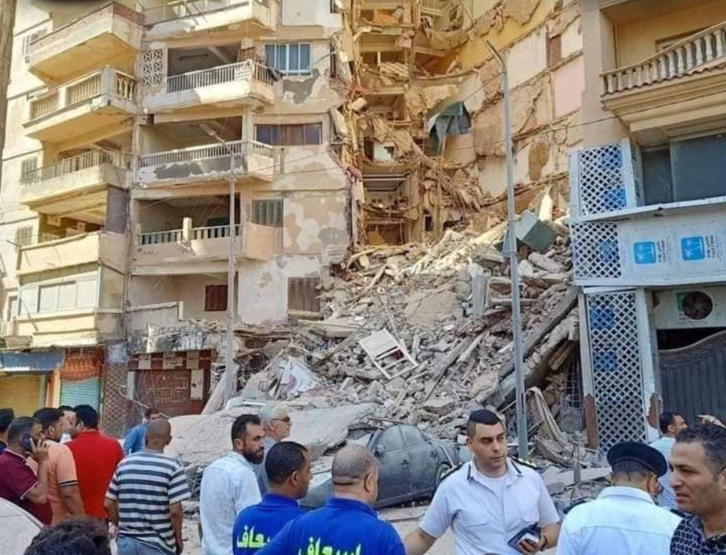 Death Toll Rises To 14 In Building Collapse In S. Egypt