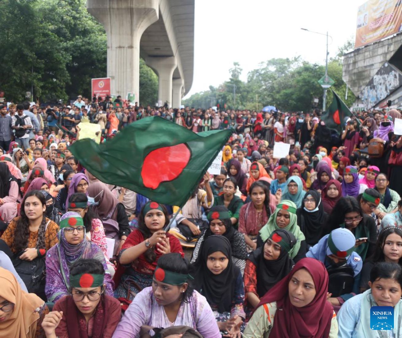 Bangladeshi Students Protest Quota System For Government Jobs