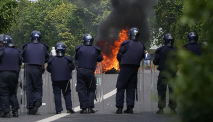 Ireland: Arrests at proposed asylum seeker site protest