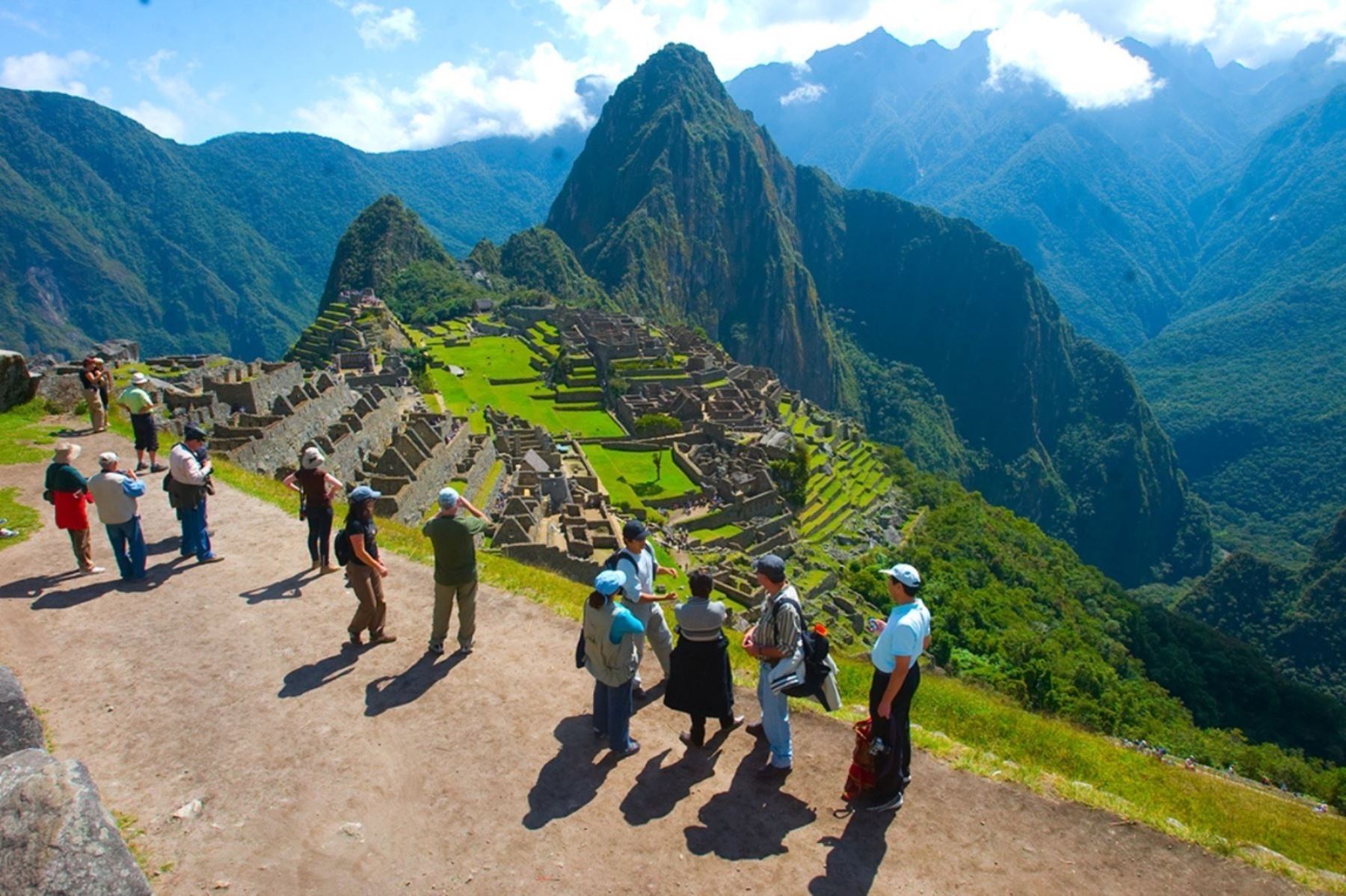 Peru wins four major awards at prestigious World Travel Awards South America 2024