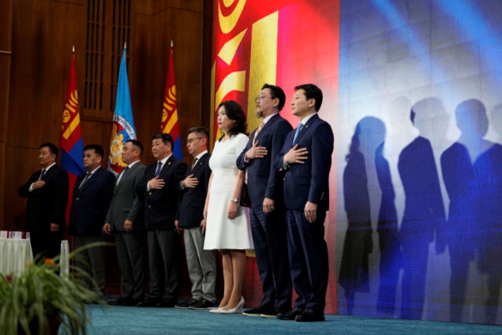 Mongolia’s Newly Elected Legislators Take Oath