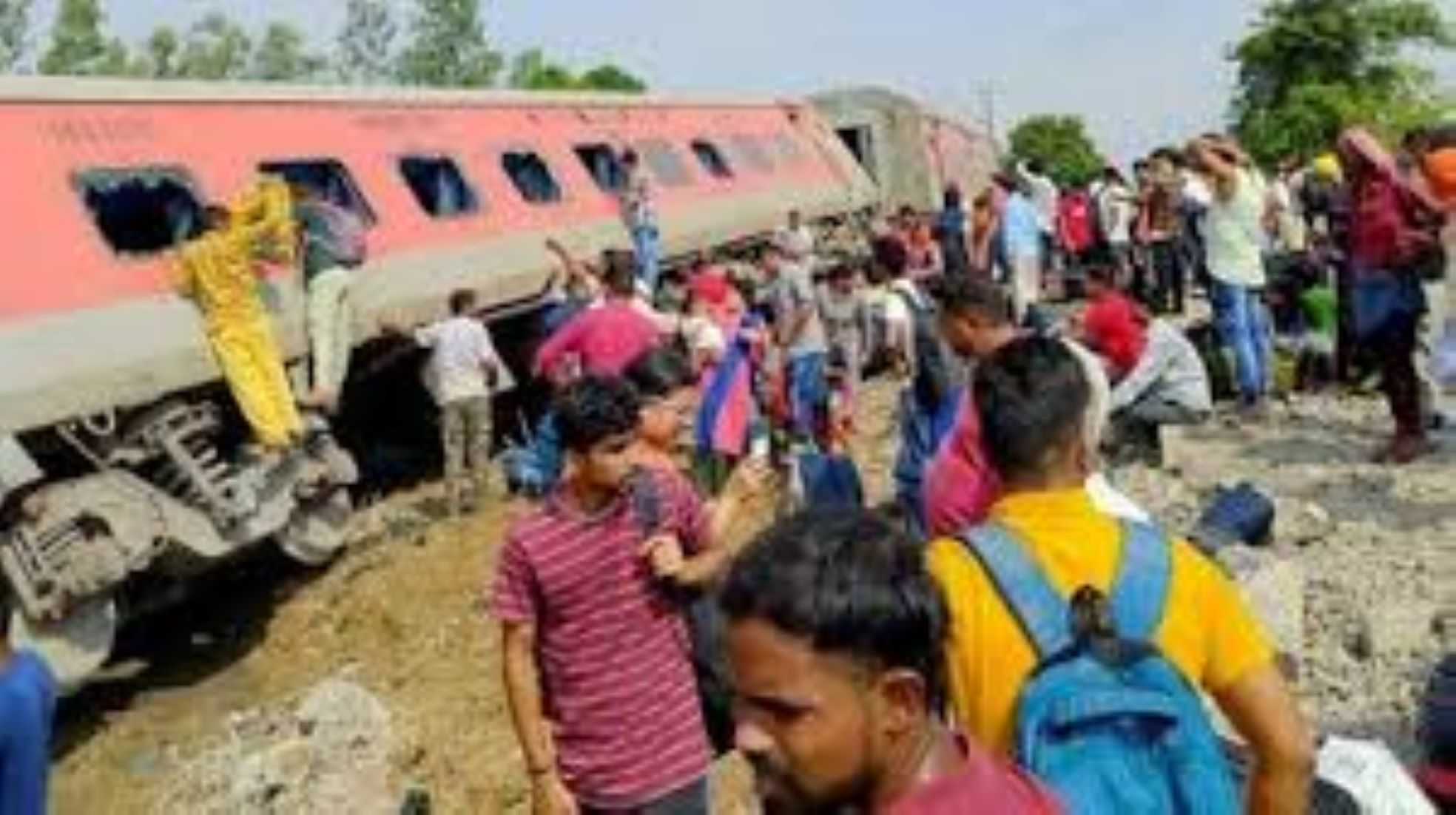 Death Toll In India’s Uttar Pradesh Train Derailment Rises To Four