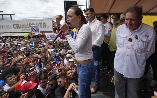 Venezuelan opposition rallies in former Chavez stronghold