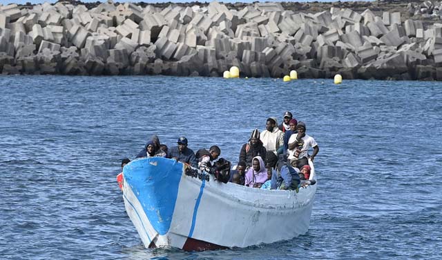 Colombia: One dead as boat with 18 migrants goes down near island of San Andres