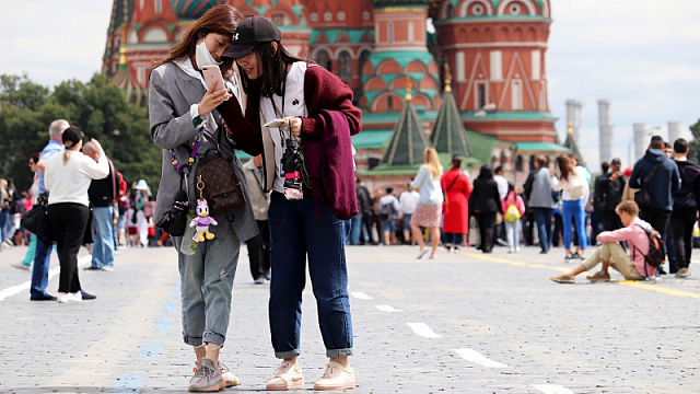 Over half of Russia’s foreign tourists in H1 comes from China