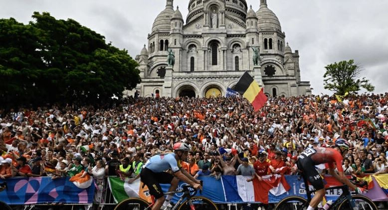 500,000 turned out for Paris Olympics cycling road race: organisers