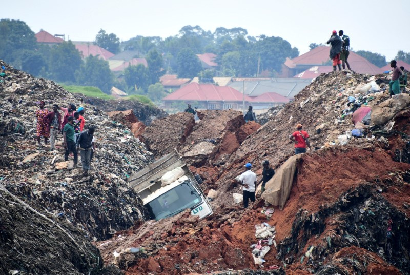 Uganda: Death toll from landslide at garbage dump rises to 13