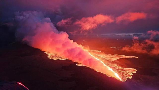 Iceland’s volcanic eruption slows as lava flows from second fissure