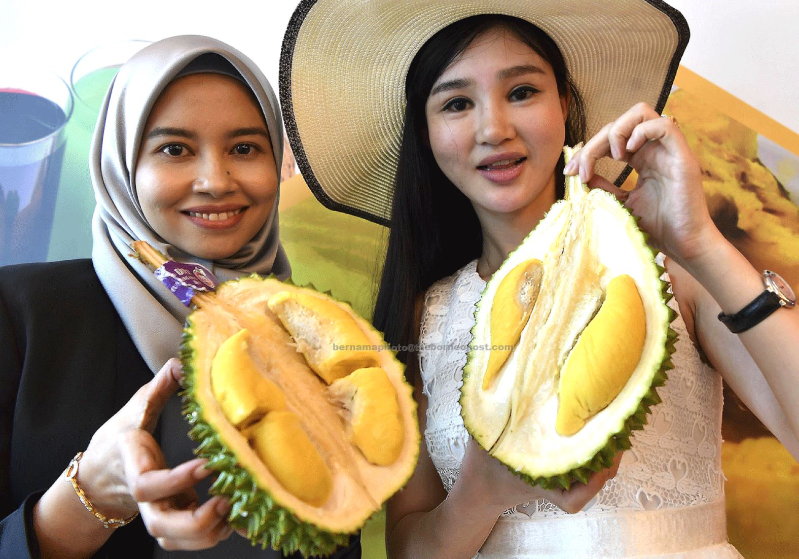 Malaysia Begins Exporting Fresh Durian To China