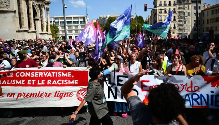 France: Thousands protest over Pres Macron’s choice of Michel Barnier as PM