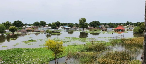 Worst floods in 30 years force Niger to delay new school year