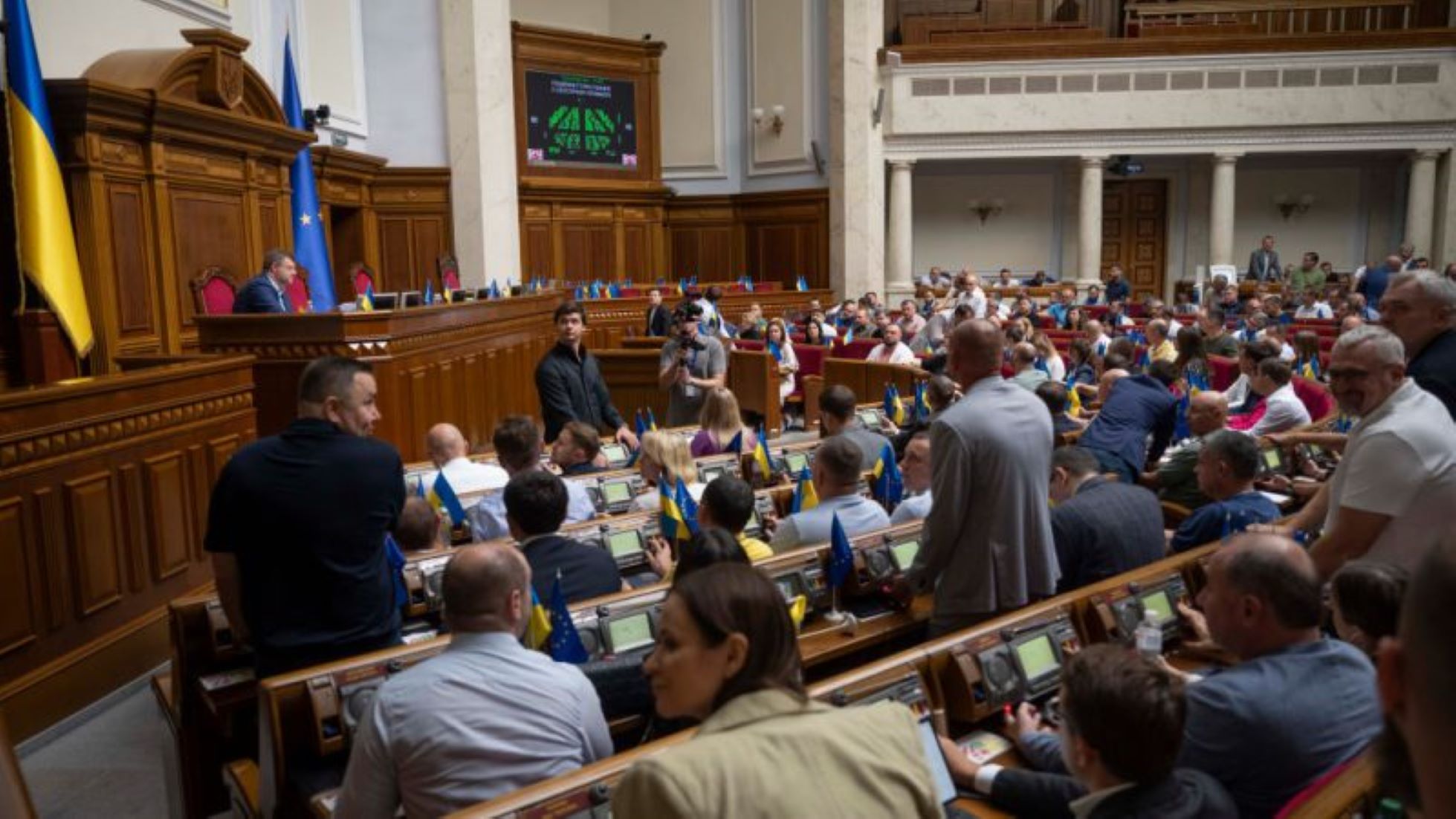 Ukrainian Parliament Appoints Nine New Cabinet Members