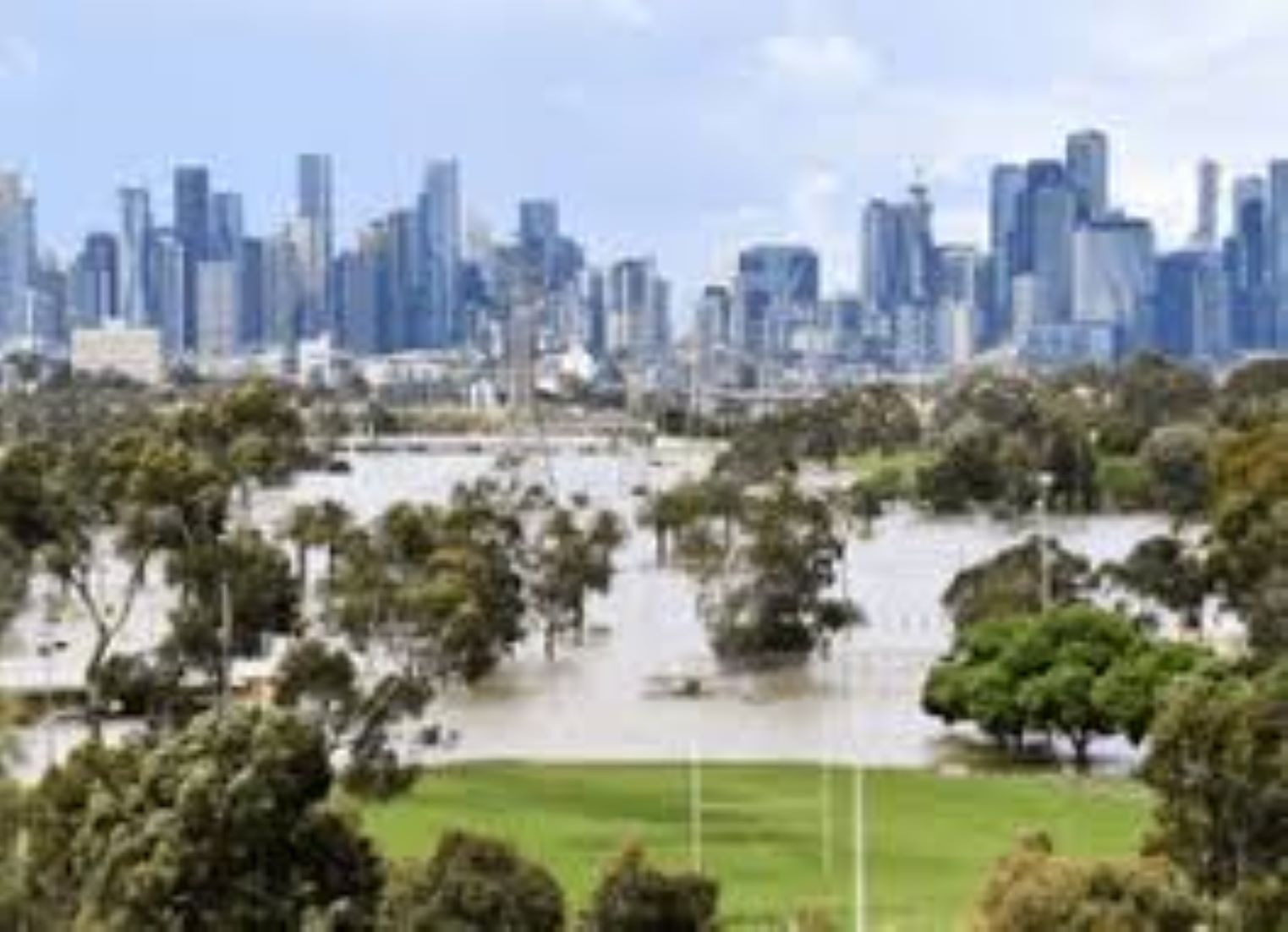 Australians Warned To Prepare For Fires, Cyclones, Floods During High-Risk Season