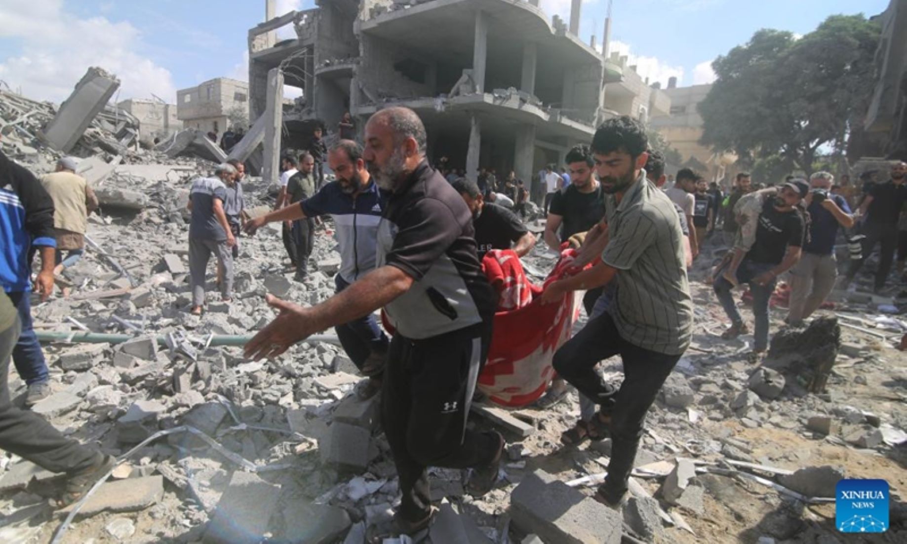 At Least 33 More Palestinians Killed Yesterday By Zionist Airstrike On N. Gaza; Total Deaths: 42,500