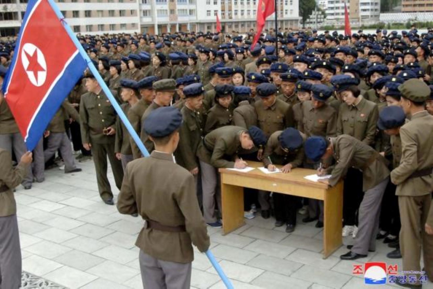 Over 1.4 Million DPRK Youngsters Apply To Join Army Following Drone Incursion Incident