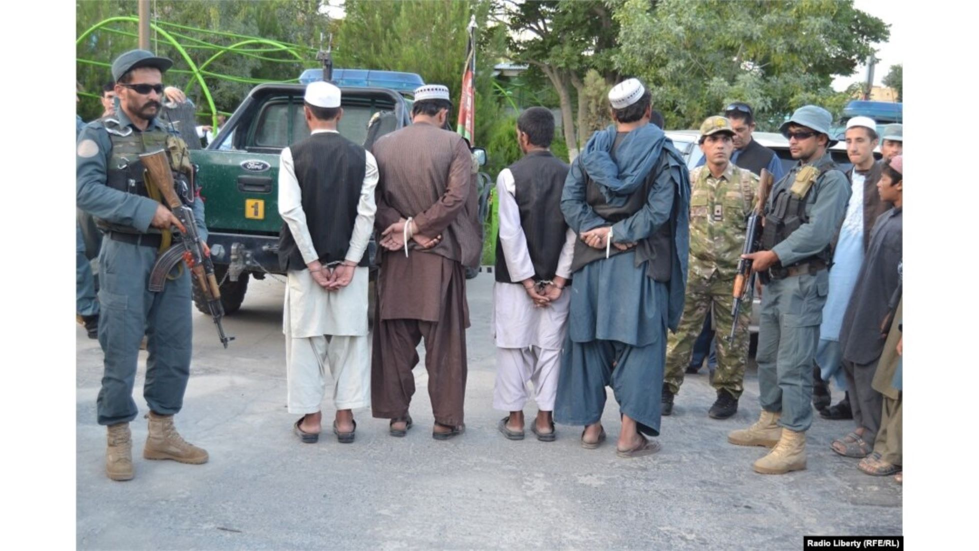 Afghan Police Dismantled Thieves’ Band, Arrested 22 Criminal Suspects