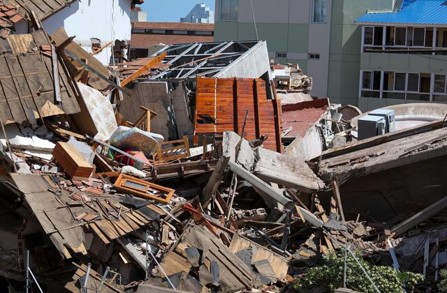 Argentina: At least 1 dead after 10-story hotel collapses in Buenos Aires