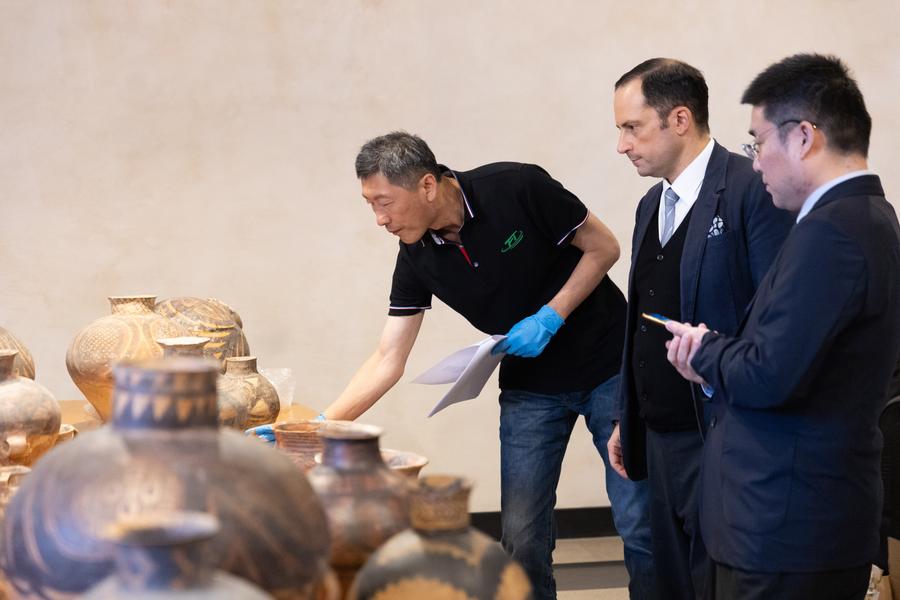 56 Lost Chinese Cultural Relics Returned From Italy