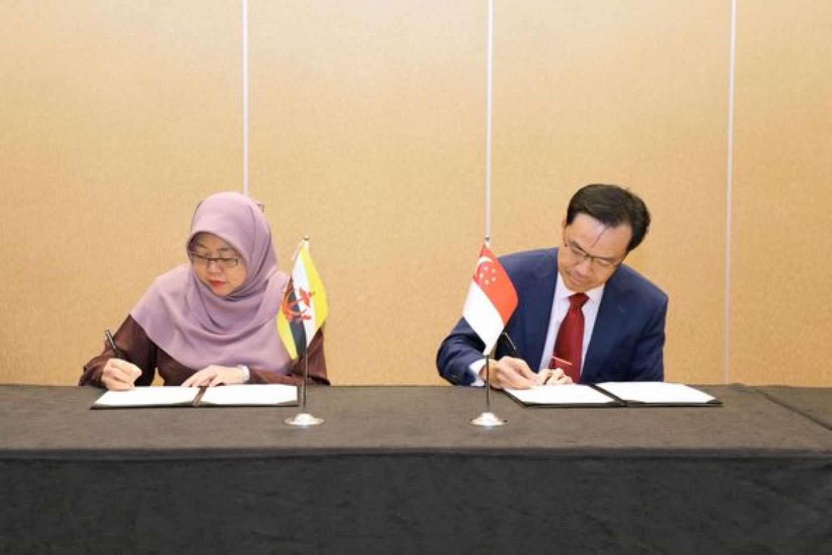 Brunei, Singapore Signed MoU On Beef Exports