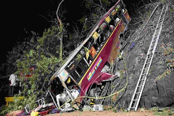 17 Killed In Eastern Brazil Bus Crash