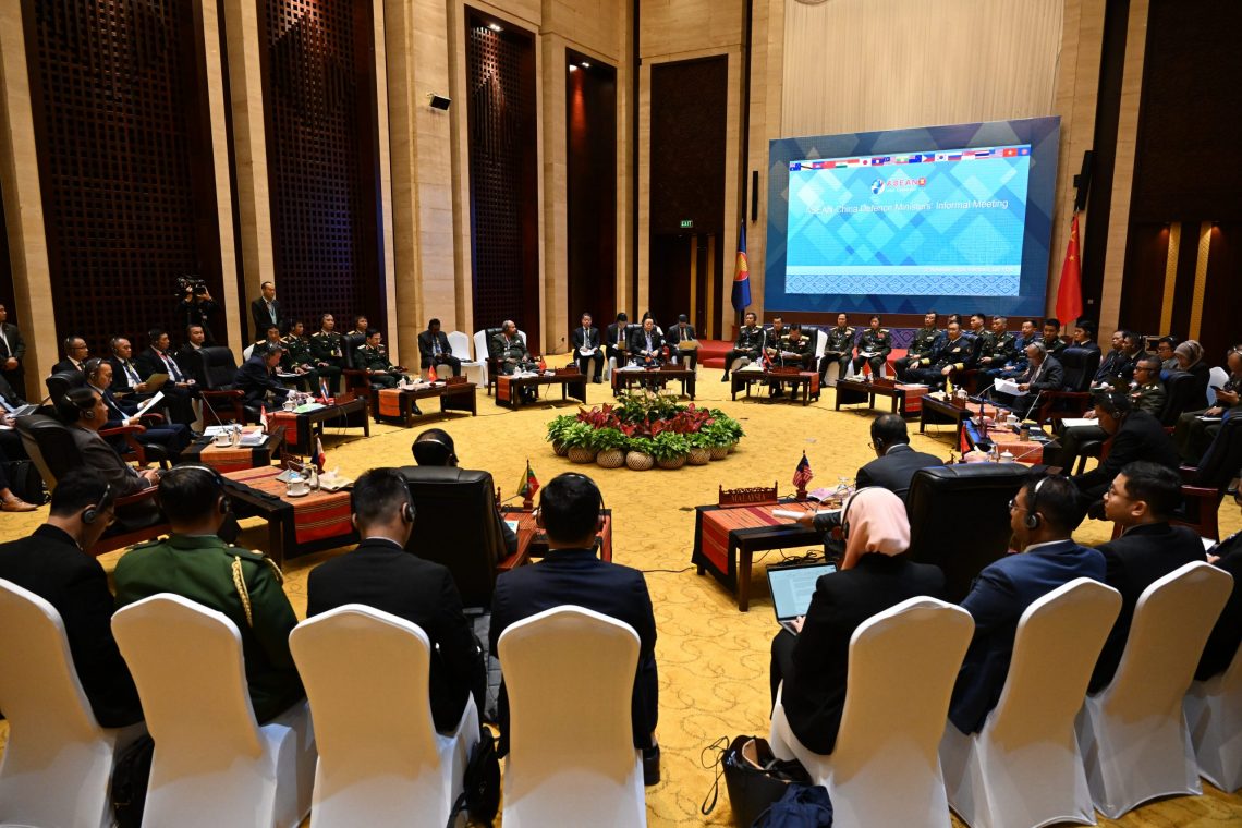 14th China-ASEAN Defence Ministers’ Informal Meeting Held In Laos