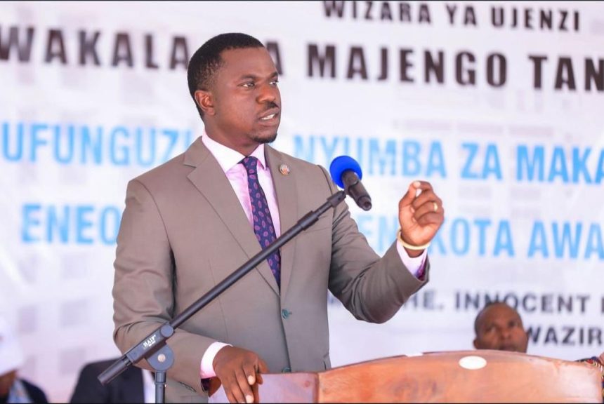 Tanzania: Government signs 868bn/- contracts for infrastructure rehabilitation