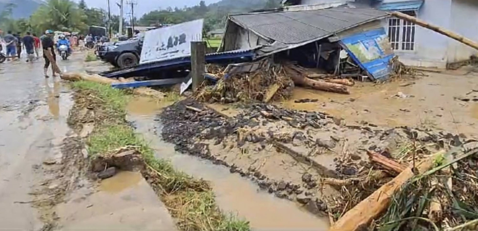 Six Killed, Seven Injured As Landslides, Flash Floods Strike Indonesia’s North Sumatra