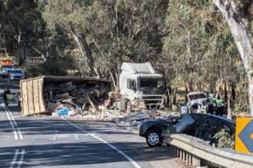 Two Dead Following Multi-Vehicle Crash In South Australia