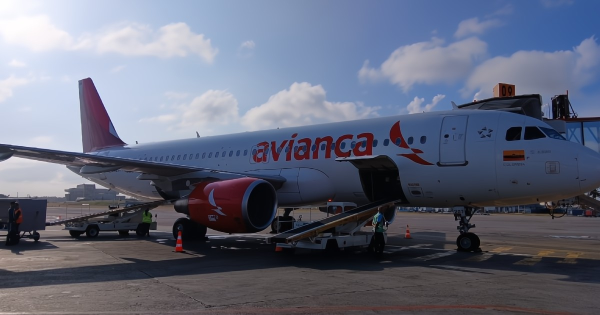 Colombian airline Avianca resumes flights to Cuba