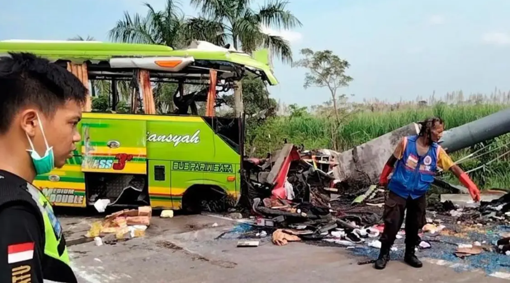 Four Killed In Highway Accident In Central Indonesia