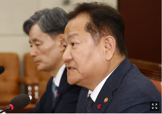 S. Korean President Accepts Interior Minister’s Resignation