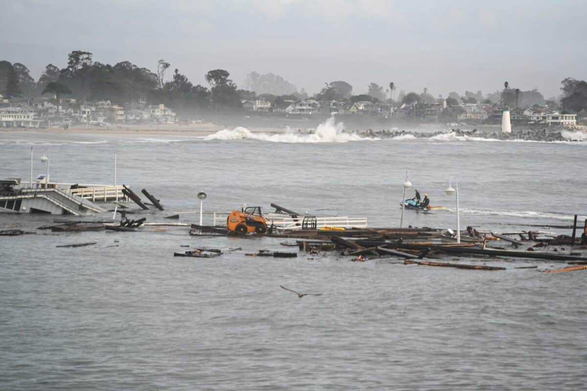 US: Pier breaks off, floats away in heavy California storm