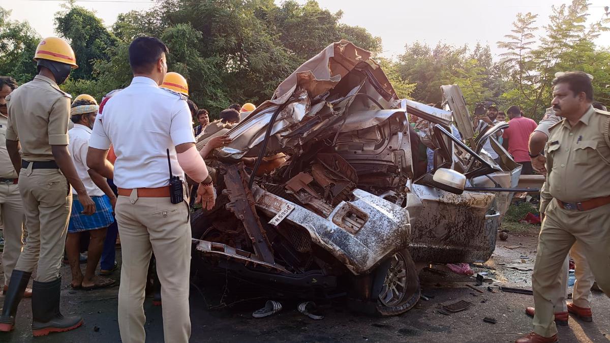 Nearly 180,000 People Killed In Road Accidents In India Last Year: Minister